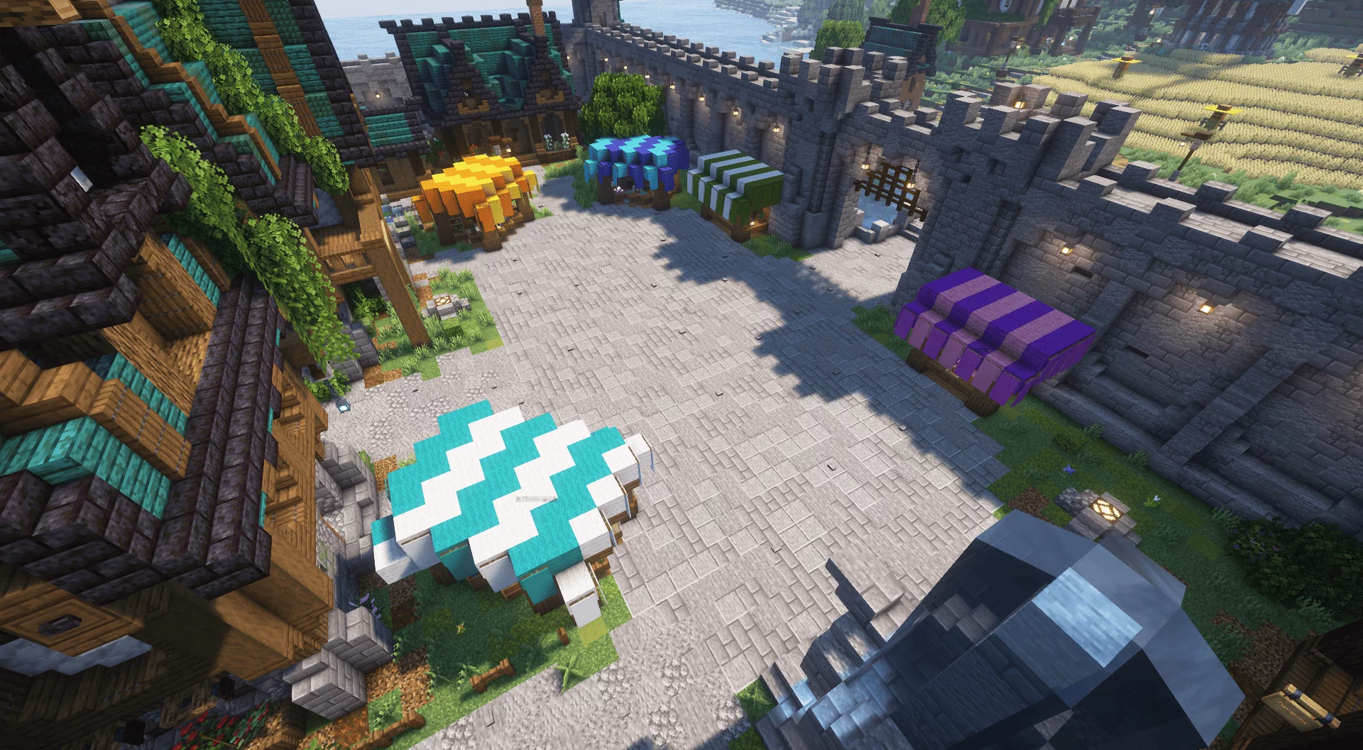 Скриншот сервера MineHill